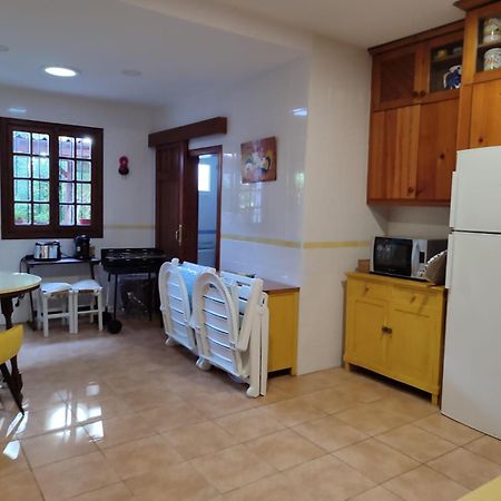 Chalet Roche A 300 Metros De La Playa Eksteriør billede