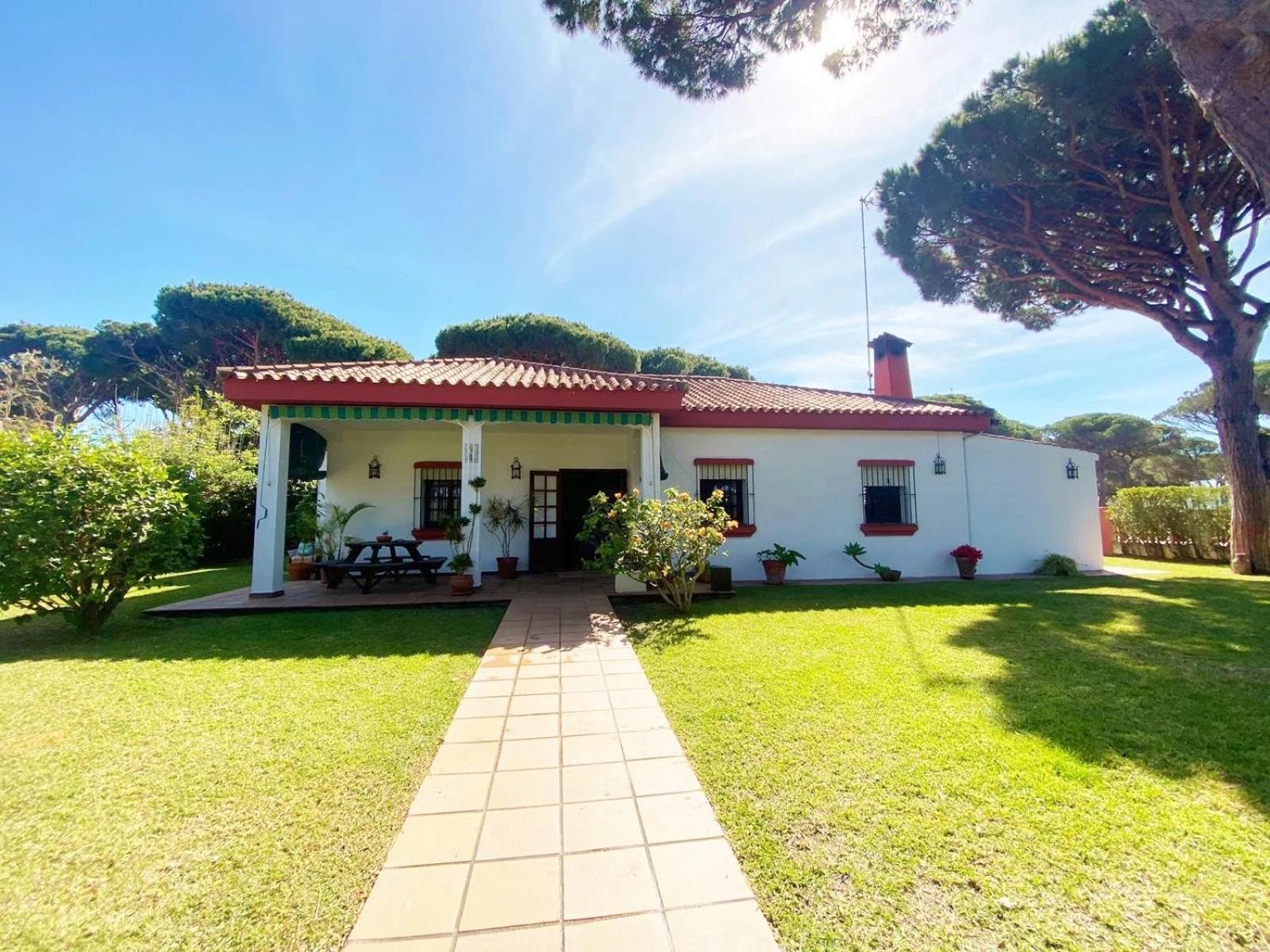 Chalet Roche A 300 Metros De La Playa Eksteriør billede